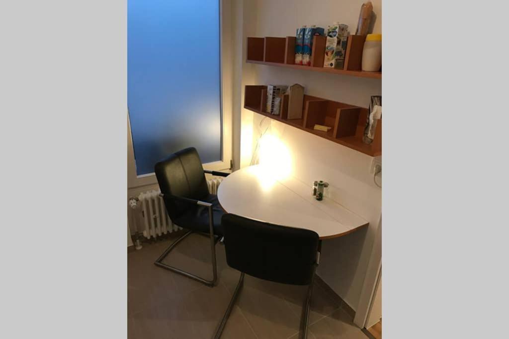 Appartement Sonnig, Modern, Zentral Mit Parkhaus Nebenan Checkin123 à Wiesbaden Extérieur photo