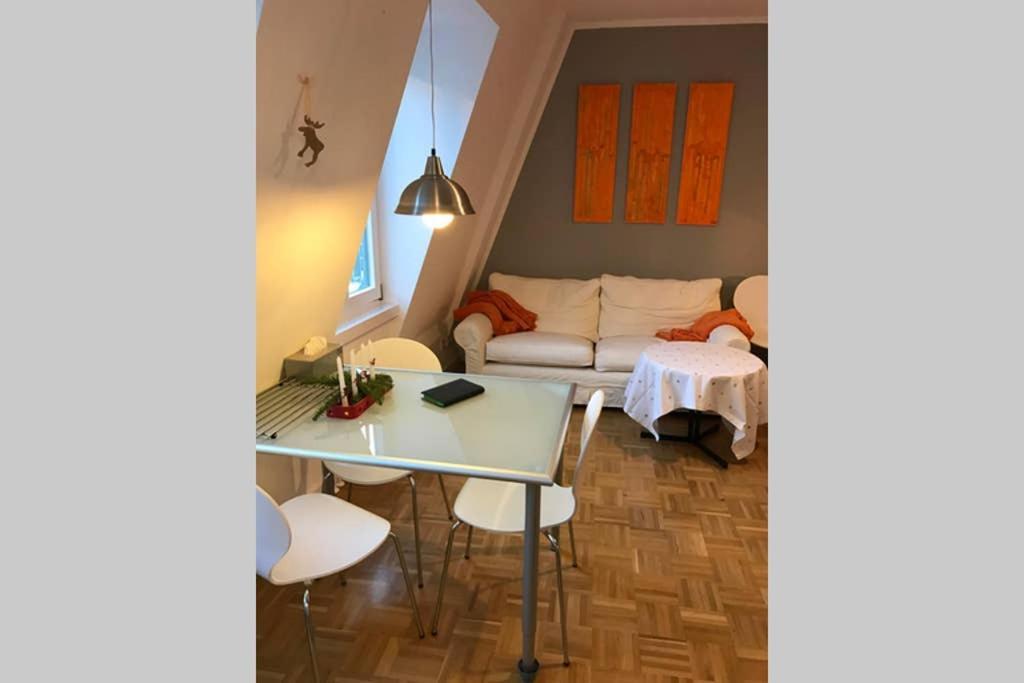 Appartement Sonnig, Modern, Zentral Mit Parkhaus Nebenan Checkin123 à Wiesbaden Extérieur photo
